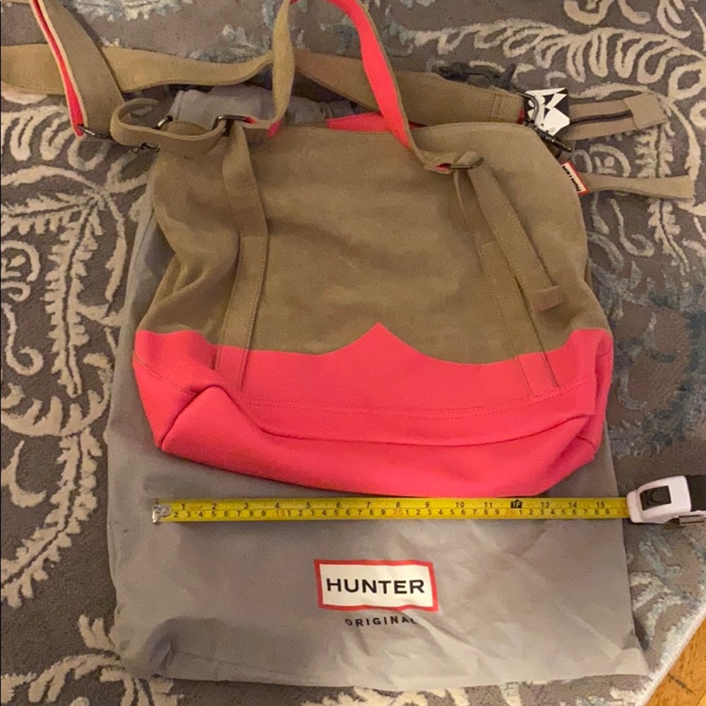 Hunter large zippered shoulder crossbody